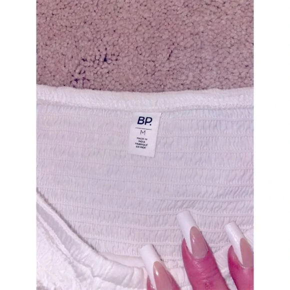 BP Women's White Ruched Long Sleeve crop top Size M - Picture 3 of 6